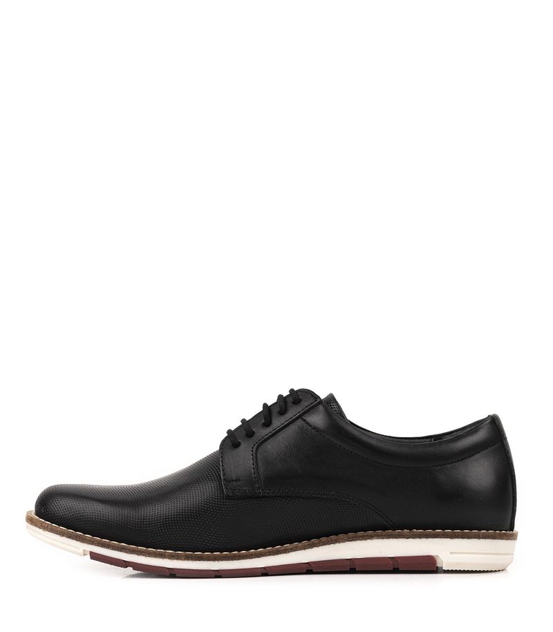 Zapatos de vestir en cuero picado negro