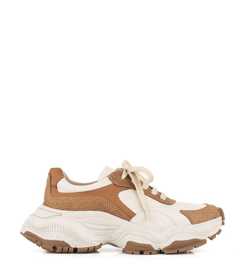 Zapatilla de cuero estilo chunky en natural y suela