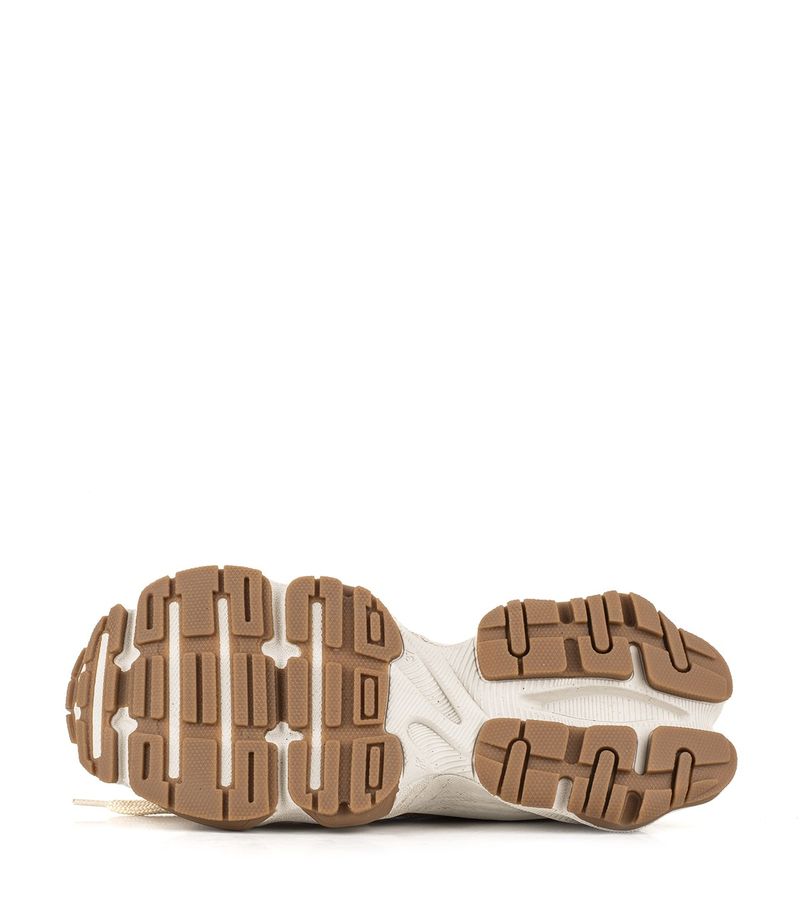 Zapatilla de cuero estilo chunky en natural y suela